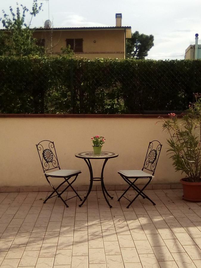B&B Zia Lelly Фано Экстерьер фото